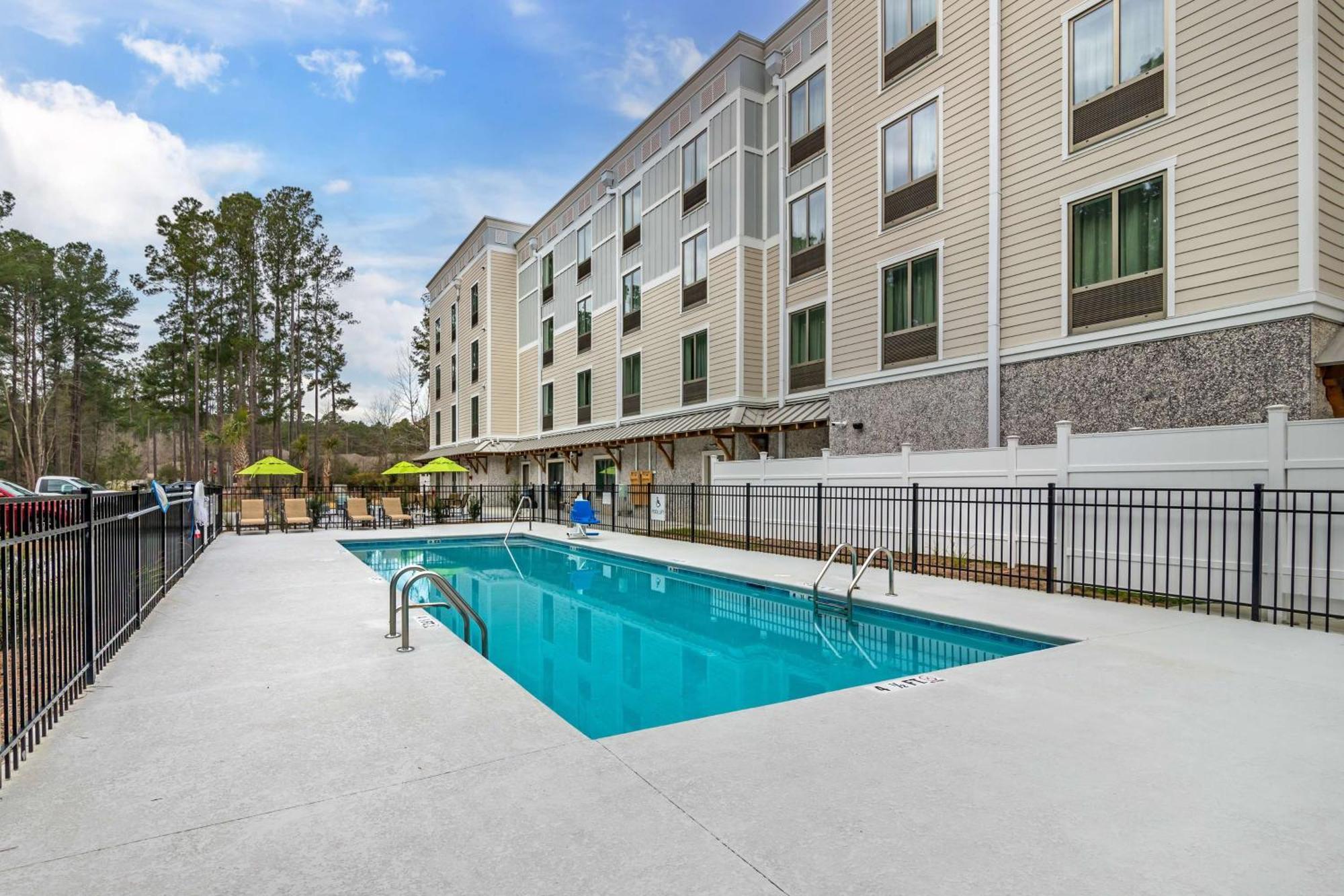 Best Western Plus Bluffton/Hilton Head Hotel Ngoại thất bức ảnh