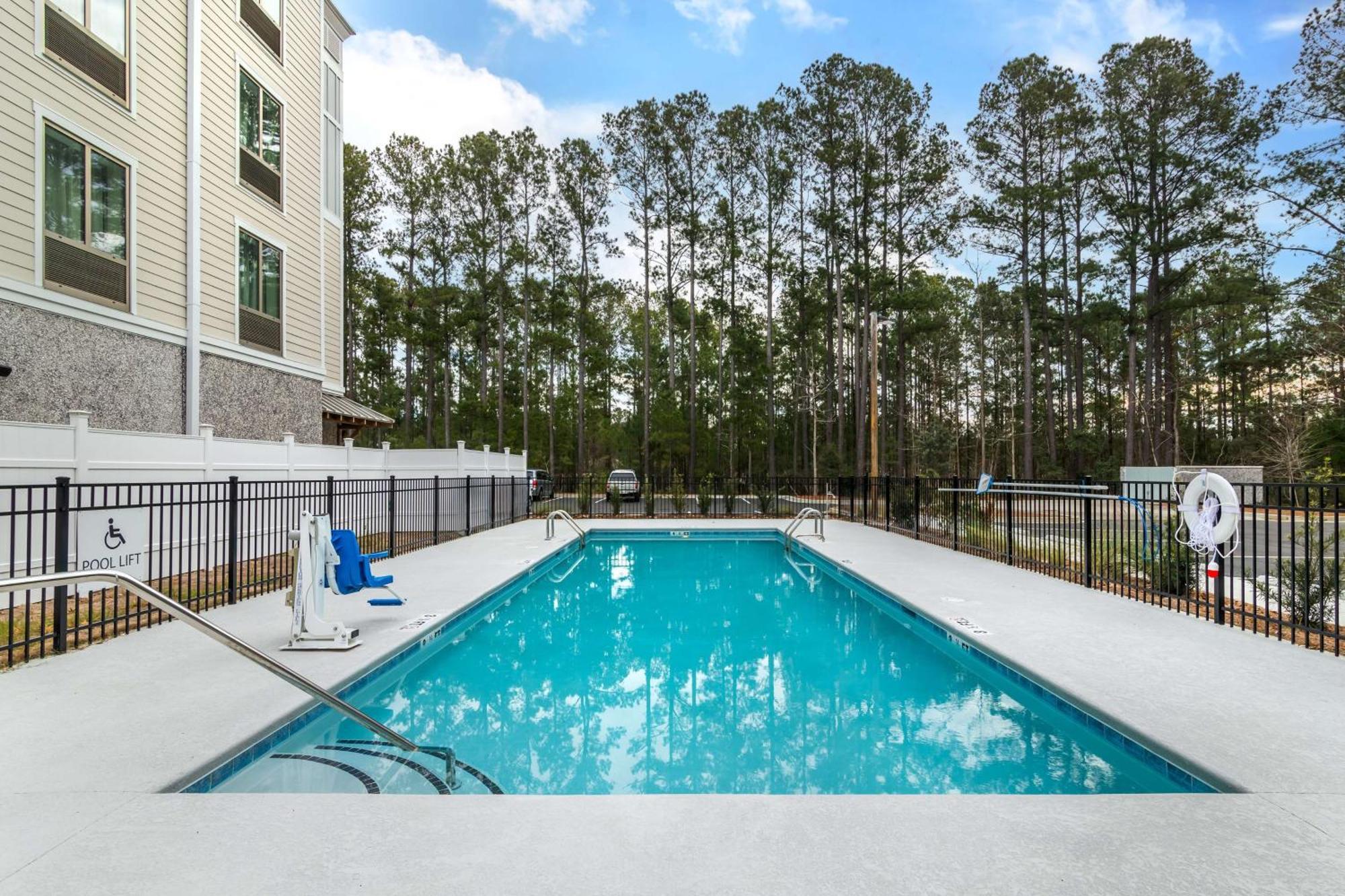 Best Western Plus Bluffton/Hilton Head Hotel Ngoại thất bức ảnh
